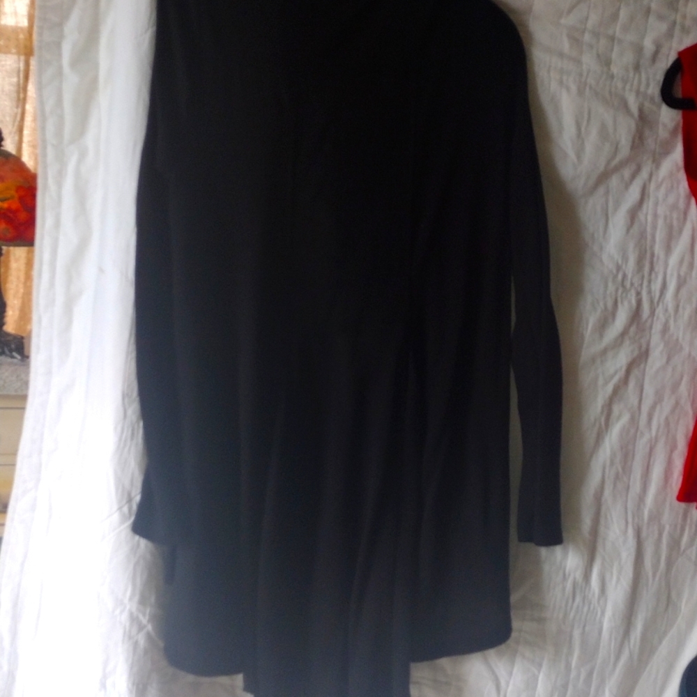 Top - Picture 5 of 12